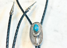 Load image into Gallery viewer, Shark Tooth Bolo Tie
