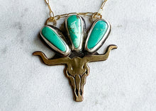 Load image into Gallery viewer, Carico Lake Longhorn Necklace

