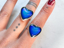 Load image into Gallery viewer, Heart Shaped Mood Rings
