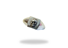 Load image into Gallery viewer, Skull Signet Ring
