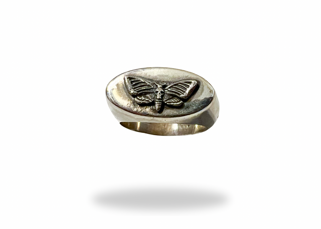 Death’s Head Moth Signet Ring - sz.7