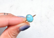 Load image into Gallery viewer, Gold Med Turquoise Ring - sz.8
