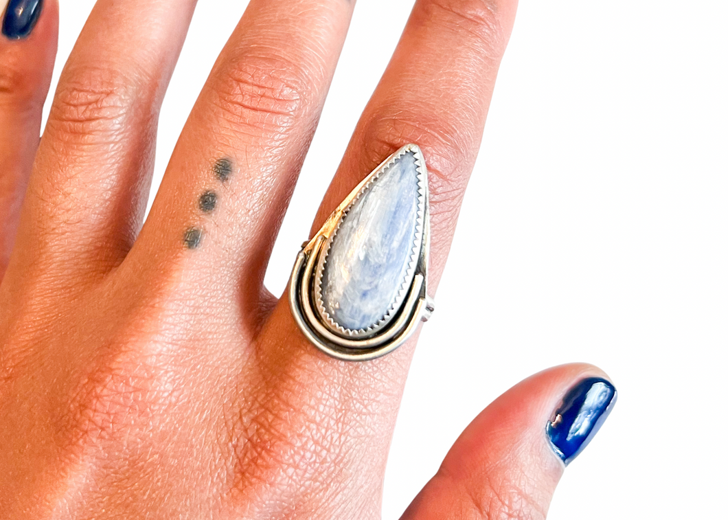 Blue Kyanite Ring - sz. 10