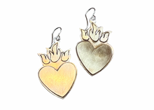 Load image into Gallery viewer, Hearts On Fire Earrings
