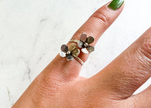 Load image into Gallery viewer, Funny Flower Pinky Rings
