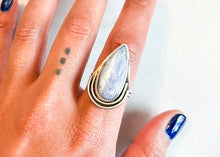Load image into Gallery viewer, Blue Kyanite Ring - sz. 10

